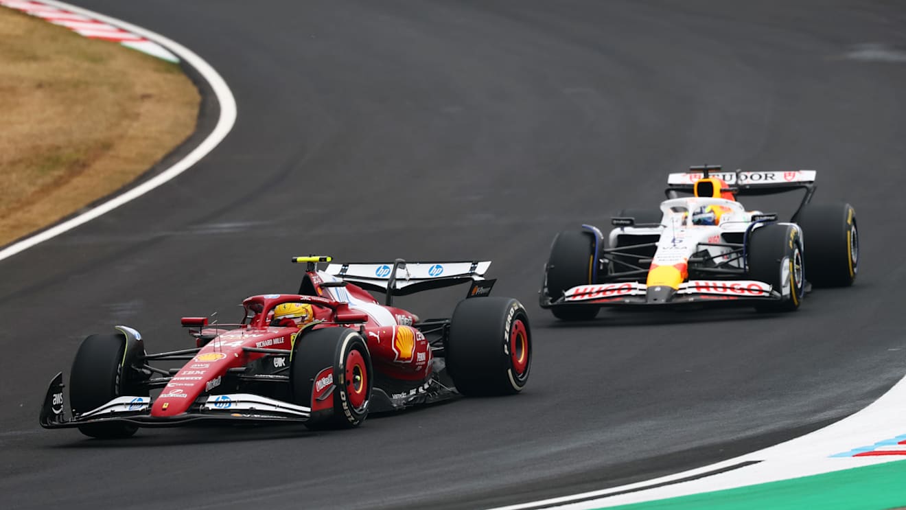 SUZUKA, JAPAN - APRIL 06: Lewis Hamilton of Great Britain driving the (44) Scuderia Ferrari SF-25 leads Isack Hadjar of France driving the (6) Visa Cash App Racing Bulls VCARB 02 on track during the F1 Grand Prix of Japan at Suzuka Circuit on April 06, 2025 in Suzuka, Japan. (Photo by Clive Rose/Getty Images)