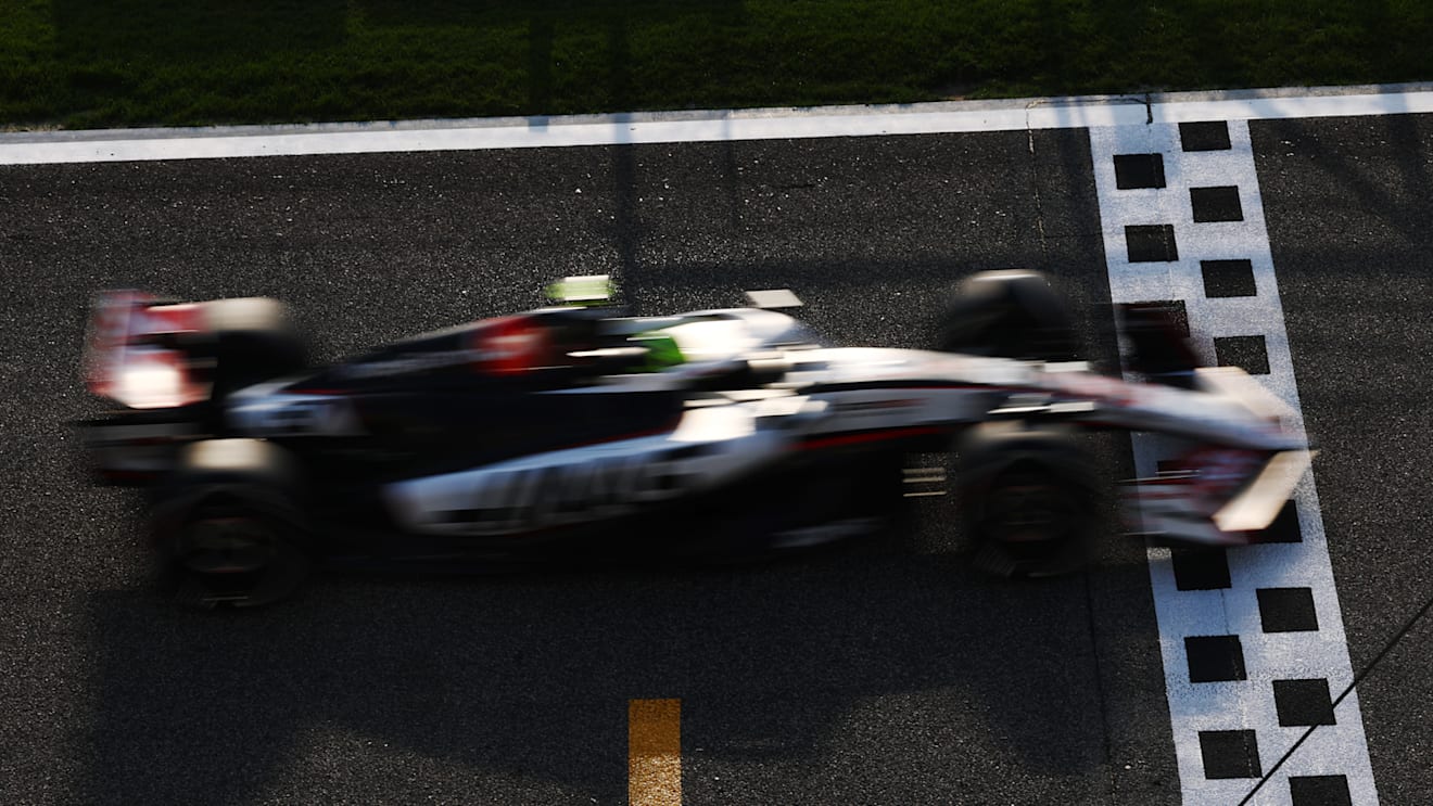 BAHRAIN, BAHRAIN - APRIL 12: Oliver Bearman of Great Britain driving the (87) Haas F1 VF-25 Ferrari on track during final practice ahead of the F1 Grand Prix of Bahrain at Bahrain International Circuit on April 12, 2025 in Bahrain, Bahrain. (Photo by Mark Thompson/Getty Images)