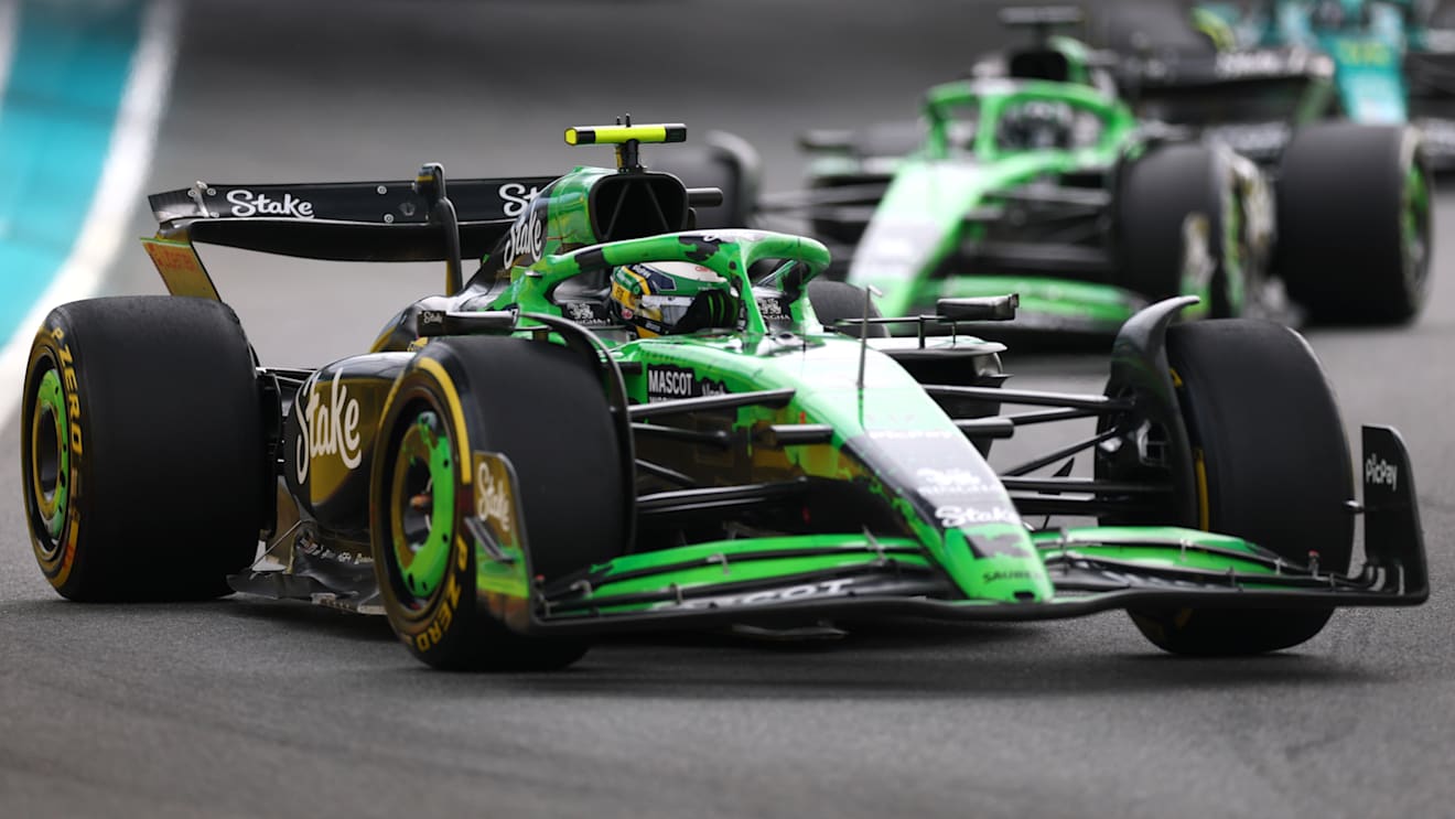 MIAMI, FLORIDA - MAY 04: Gabriel Bortoleto of Brazil driving the (5) Kick Sauber C45 Ferrari leads Nico Hulkenberg of Germany driving the (27) Kick Sauber C45 Ferrari on track during the F1 Grand Prix of Miami at Miami International Autodrome on May 04, 2025 in Miami, Florida. (Photo by Clive Rose/Getty Images)