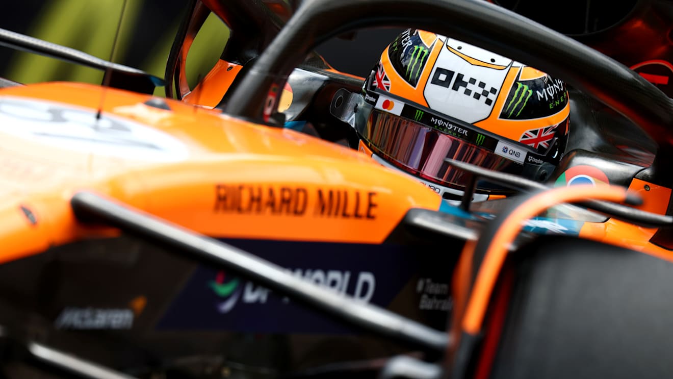 MONTE-CARLO, MONACO - MAY 23: Oscar Piastri of Australia driving the (81) McLaren MCL39 Mercedes on track during practice ahead of the F1 Grand Prix of Monaco at Circuit de Monaco on May 23, 2025 in Monte-Carlo, Monaco. (Photo by Clive Rose/Getty Images)