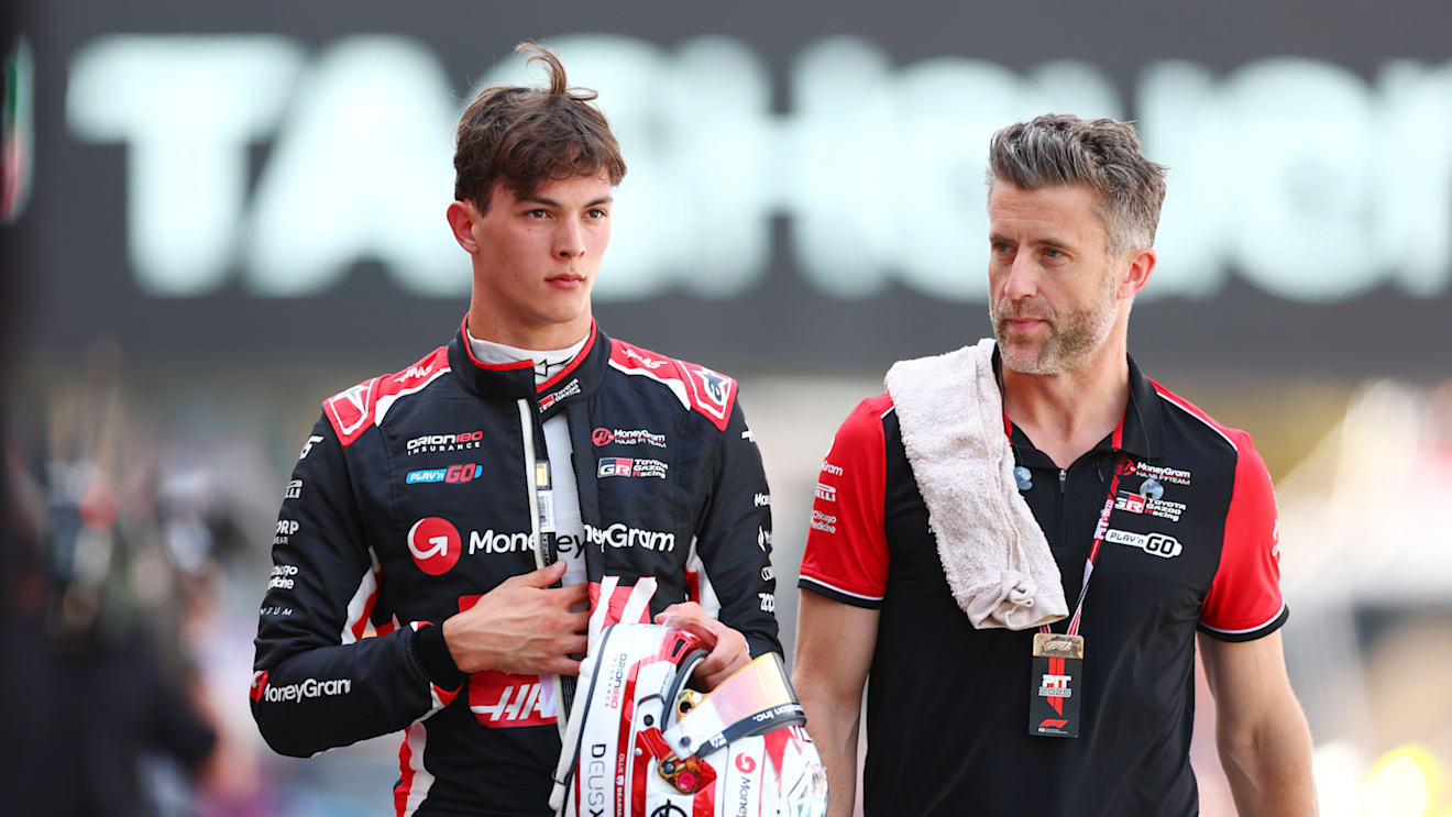 MONTE-CARLO, MONACO - MAY 24: Seventeenth placed qualifier Oliver Bearman of Great Britain and Haas F1 in the Pitlane during qualifying ahead of the F1 Grand Prix of Monaco at Circuit de Monaco on May 24, 2025 in Monte-Carlo, Monaco (Photo by Bryn Lennon - Formula 1/Formula 1 via Getty Images)