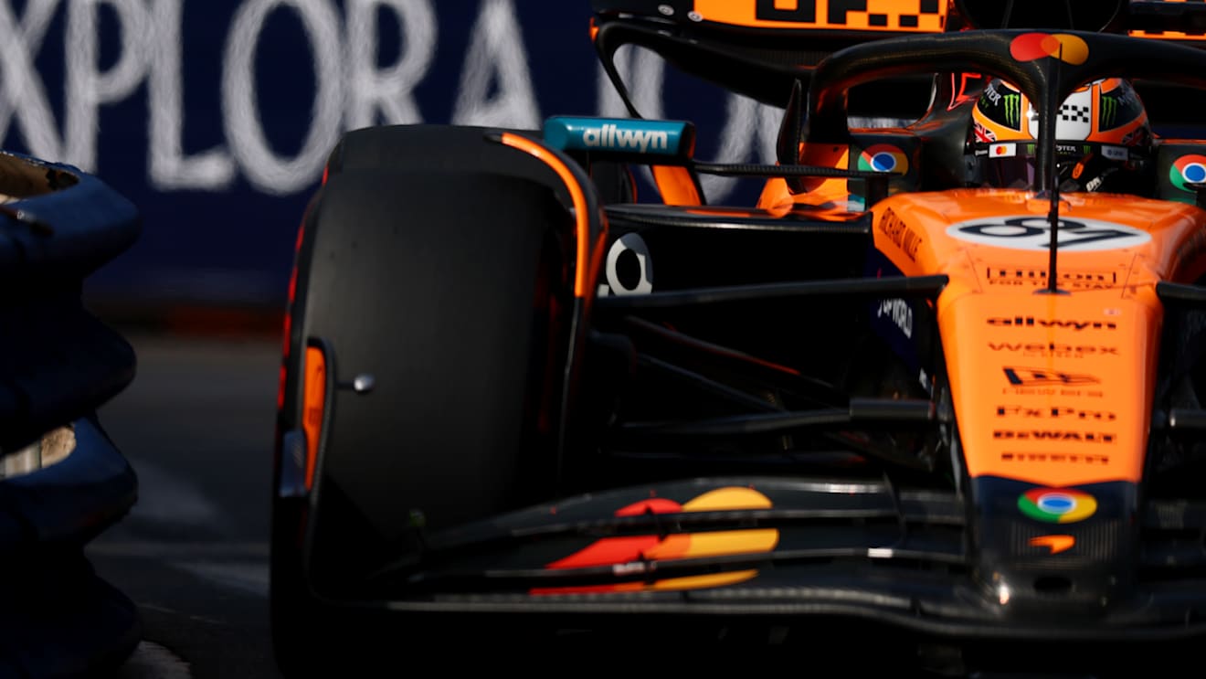 MONTE-CARLO, MONACO - MAY 24: Oscar Piastri of Australia driving the (81) McLaren MCL39 Mercedes on track during qualifying ahead of the F1 Grand Prix of Monaco at Circuit de Monaco on May 24, 2025 in Monte-Carlo, Monaco (Photo by Clive Rose/Getty Images)