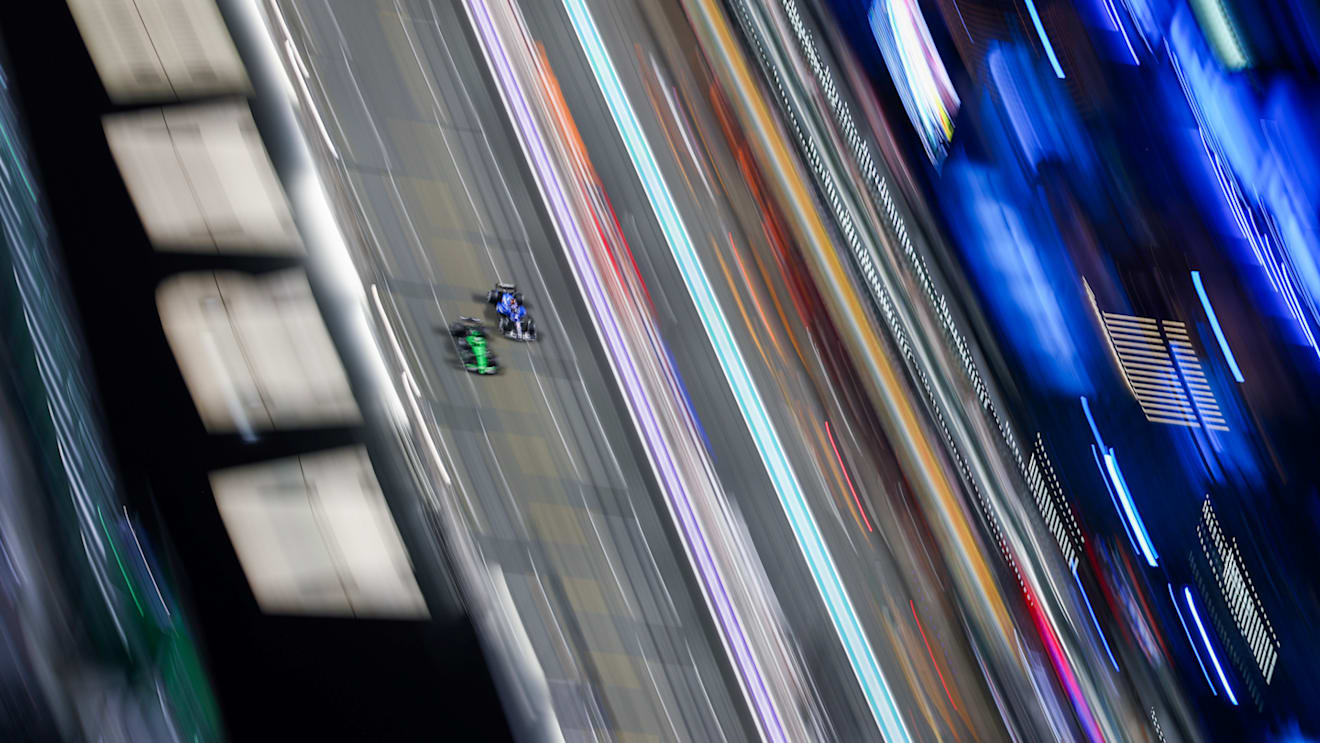 JEDDAH, SAUDI ARABIA - APRIL 20: Nico Hulkenberg of Germany driving the (27) Kick Sauber C45 Ferrari leads Alexander Albon of Thailand driving the (23) Williams FW47 Mercedes on track during the F1 Grand Prix of Saudi Arabia at Jeddah Corniche Circuit on April 20, 2025 in Jeddah, Saudi Arabia. (Photo by Clive Rose - Formula 1/Formula 1 via Getty Images)