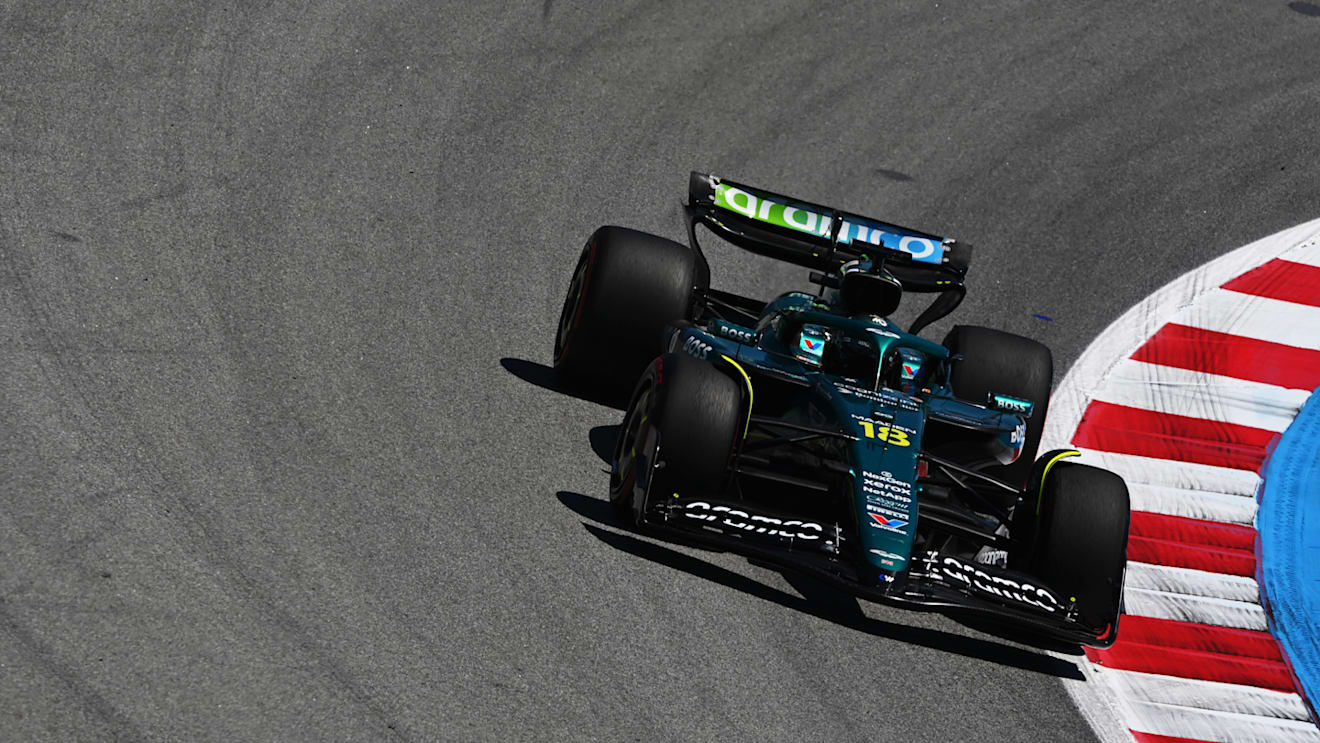 BARCELONA, SPAIN - MAY 30: Lance Stroll of Canada driving the (18) Aston Martin F1 Team AMR25 Mercedes on track during practice ahead of the F1 Grand Prix of Spain at Circuit de Barcelona-Catalunya on May 30, 2025 in Barcelona, Spain. (Photo by Rudy Carezzevoli/Getty Images)