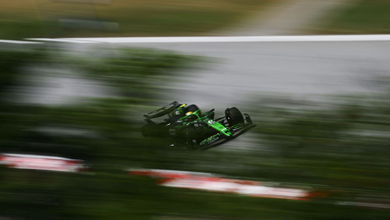 BARCELONA, SPAIN - MAY 31: Gabriel Bortoleto of Brazil driving the (5) Kick Sauber C45 Ferrari on track during final practice ahead of the F1 Grand Prix of Spain at Circuit de Barcelona-Catalunya on May 31, 2025 in Barcelona, Spain. (Photo by Mark Sutton - Formula 1/Formula 1 via Getty Images)