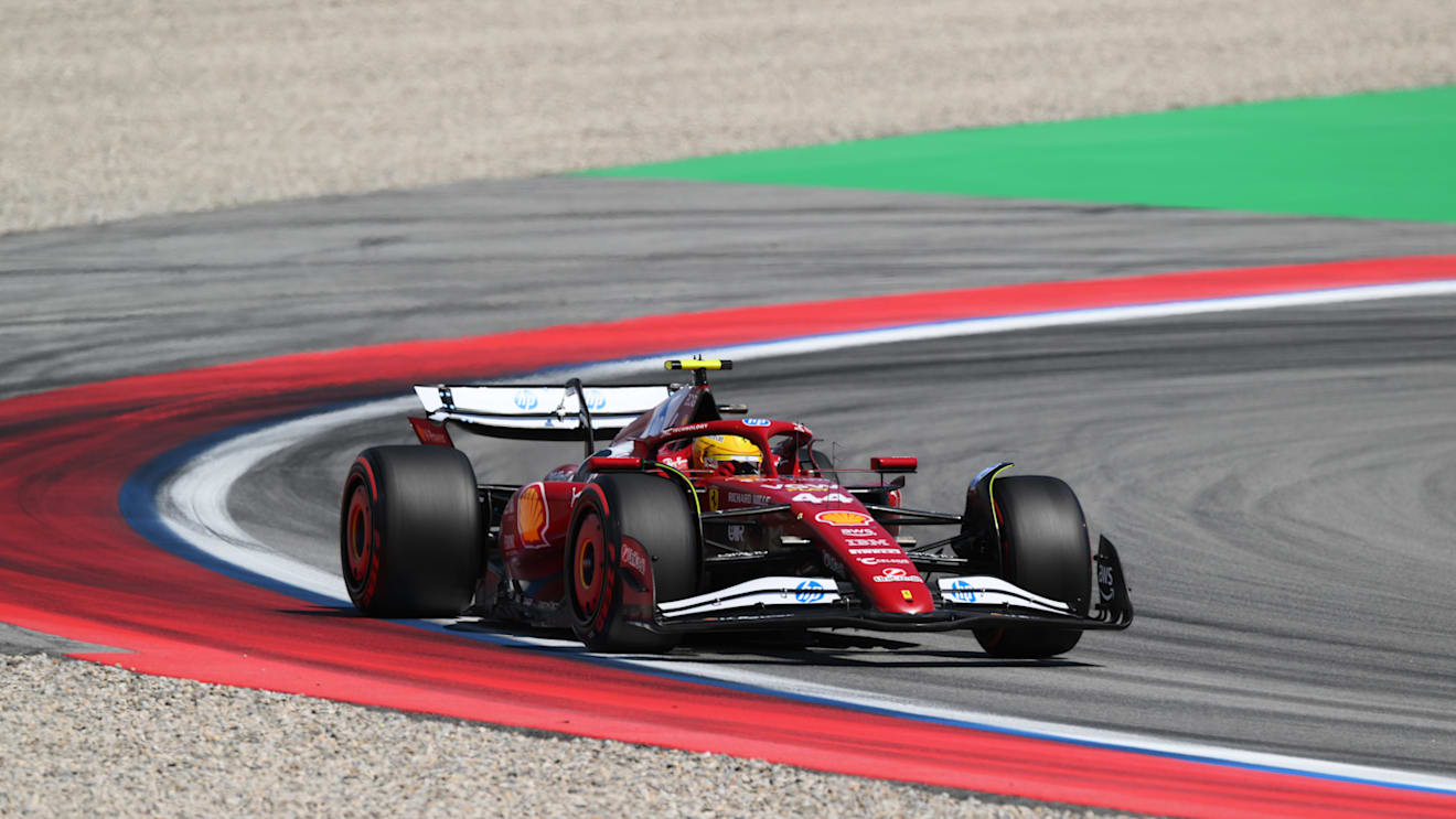 BARCELONA, SPAIN - MAY 31: Lewis Hamilton of Great Britain driving the (44) Scuderia Ferrari SF-25 on track during qualifying ahead of the F1 Grand Prix of Spain at Circuit de Barcelona-Catalunya on May 31, 2025 in Barcelona, Spain. (Photo by David Ramos/Getty Images)