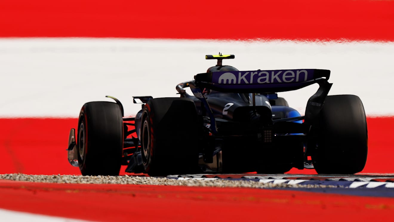 SPIELBERG, AUSTRIA - JUNE 29: Logan Sargeant of United States driving the (2) Williams FW46 Mercedes on track during qualifying ahead of the F1 Grand Prix of Austria at Red Bull Ring on June 29, 2024 in Spielberg, Austria. (Photo by Chris Graythen/Getty Images)