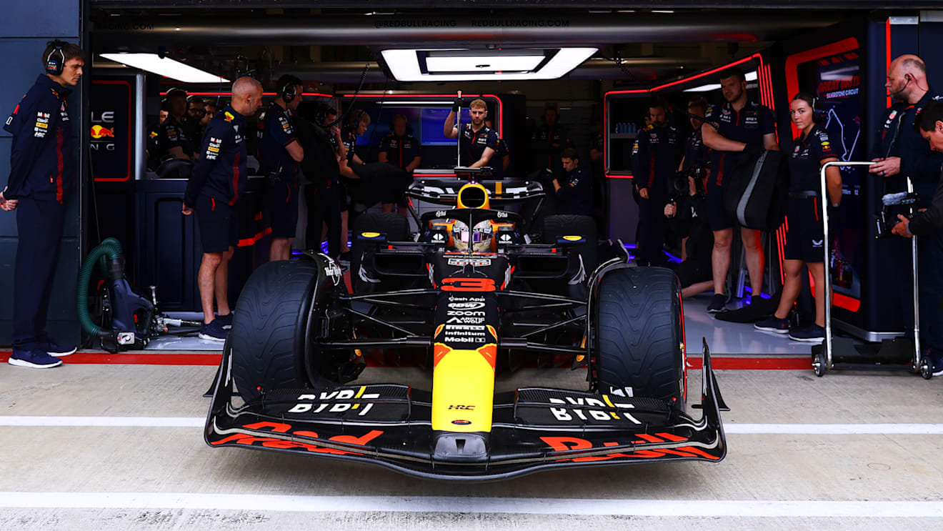NORTHAMPTON, ENGLAND - JULY 11: Daniel Ricciardo of Australia driving the (3) Oracle Red Bull Racing RB19 leaves the garage during Formula 1 testing at Silverstone Circuit on July 11, 2023 in Northampton, England. (Photo by Mark Thompson/Getty Images)