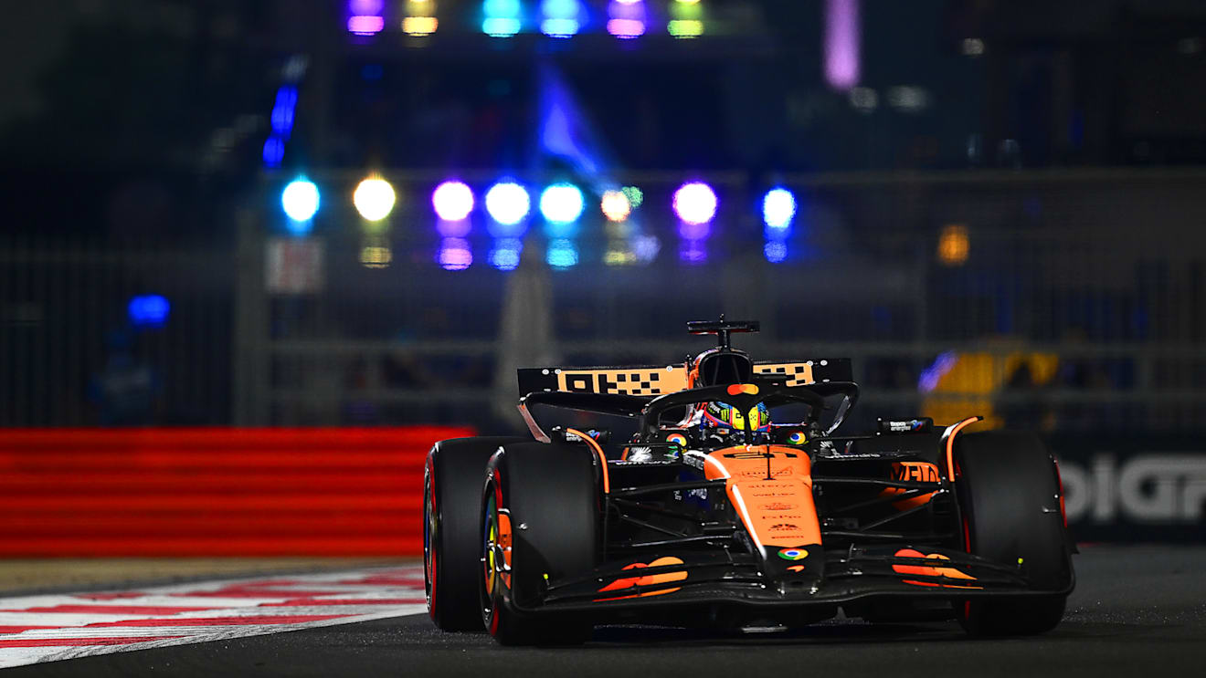 ABU DHABI, UNITED ARAB EMIRATES - DECEMBER 06: Oscar Piastri of Australia driving the (81) McLaren MCL38 Mercedes on track during practice ahead of the F1 Grand Prix of Abu Dhabi at Yas Marina Circuit on December 06, 2024 in Abu Dhabi, United Arab Emirates. (Photo by Clive Mason/Getty Images)