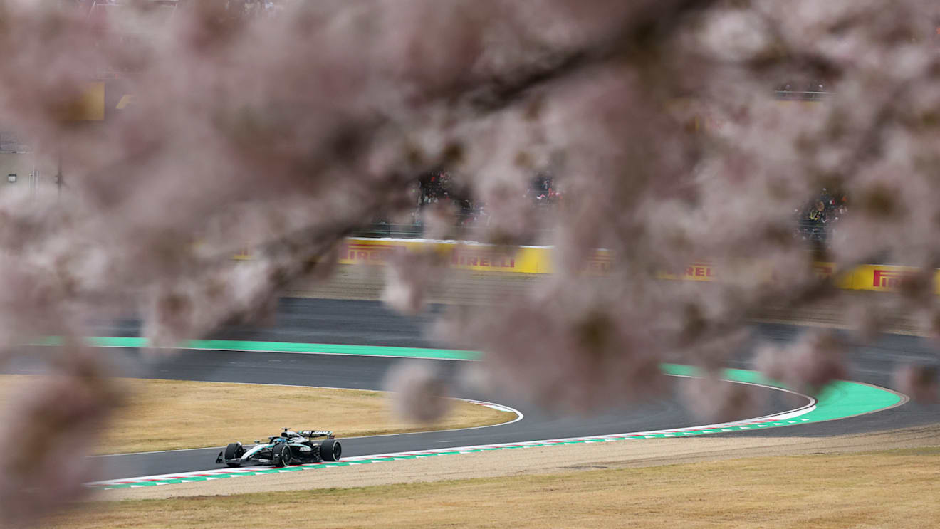 SUZUKA, JAPAN - APRIL 06: George Russell of Great Britain driving the (63) Mercedes AMG Petronas F1 Team W16 on track during the F1 Grand Prix of Japan at Suzuka Circuit on April 06, 2025 in Suzuka, Japan. (Photo by Clive Rose/Getty Images)
