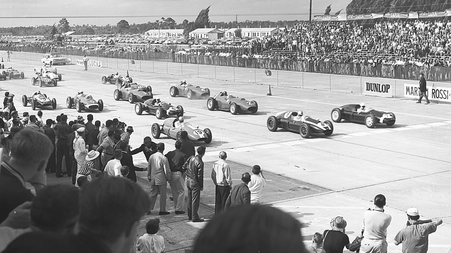 1959-sebring-start.png