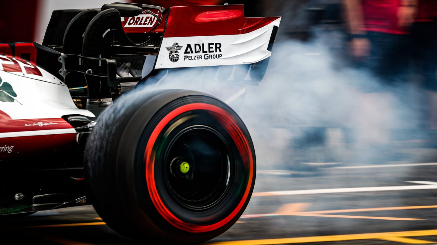 GIOVINAZZI Antonio (ita), Alfa Romeo Racing ORLEN C41, action during the Formula 1 Emirates Grand