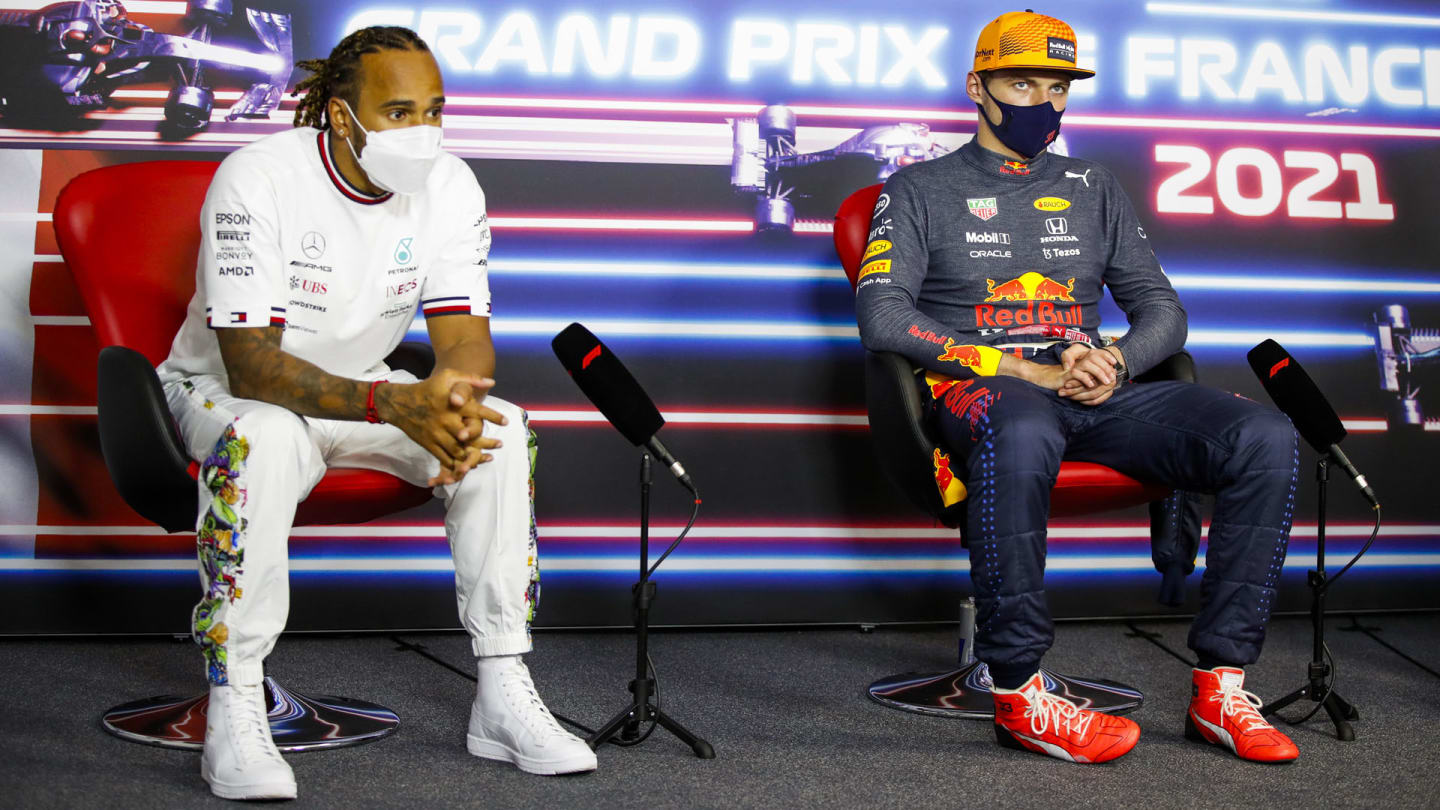 HAMILTON Lewis (gbr), Mercedes AMG F1 GP W12 E Performance, VERSTAPPEN Max (ned), Red Bull Racing