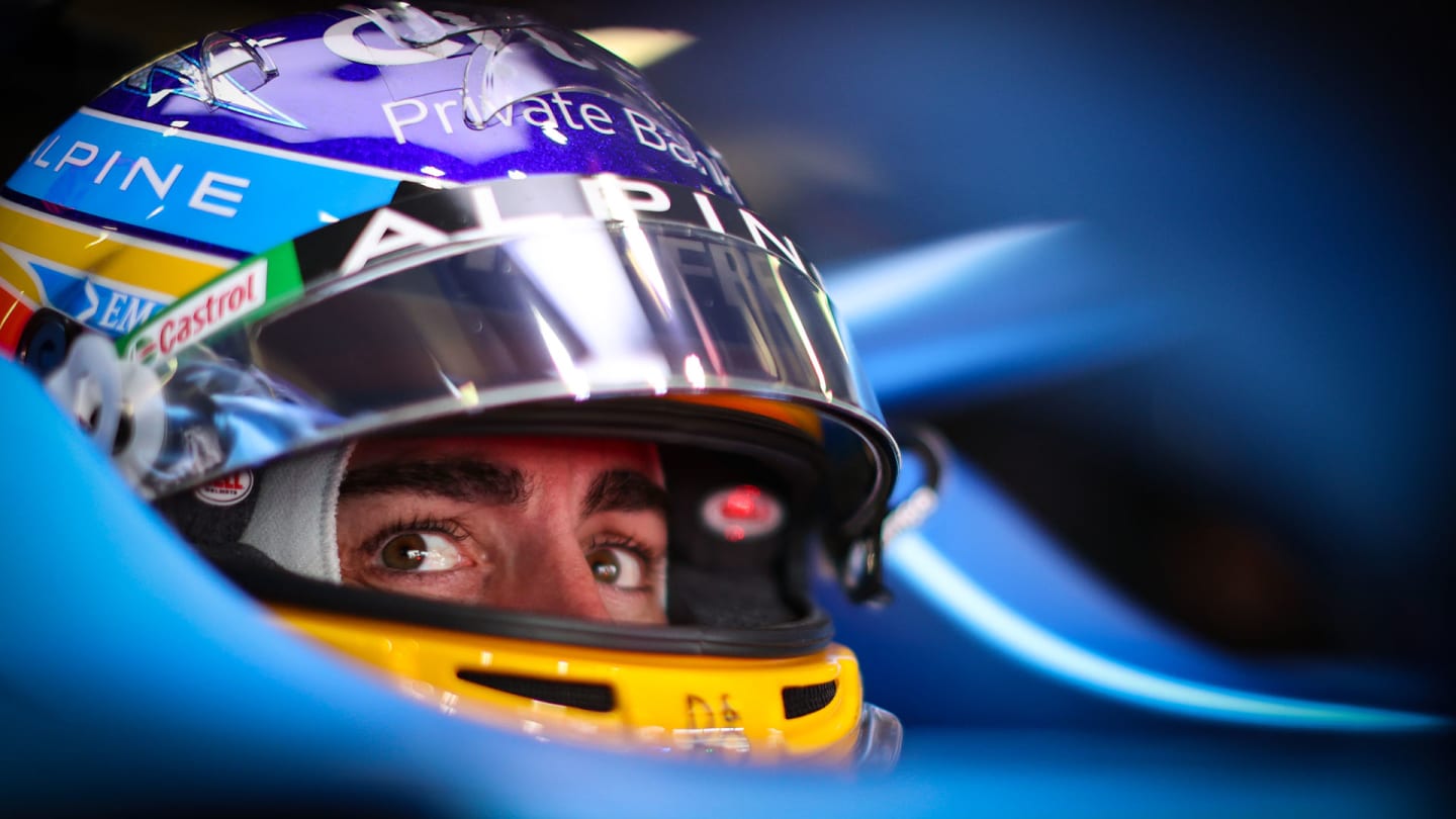 Fernando Alonso (ESP) Alpine F1 Team A521.
Portuguese Grand Prix, Saturday 1st May 2021. Portimao,