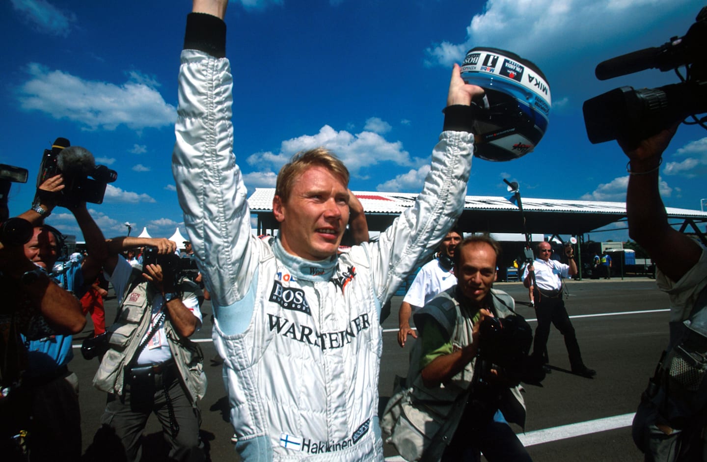 Winner Mika Hakkinen(FIN) Mclaren  MP4-14\r\nHungarian GP, Hungaroring, 15 August 1999