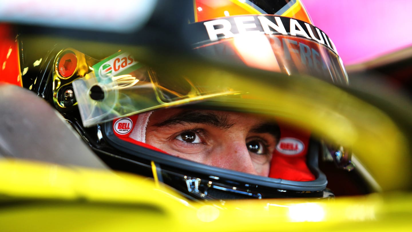 Esteban Ocon (FRA) Renault F1 Team RS20.
70th Anniversary Grand Prix, Saturday 8th August 2020.