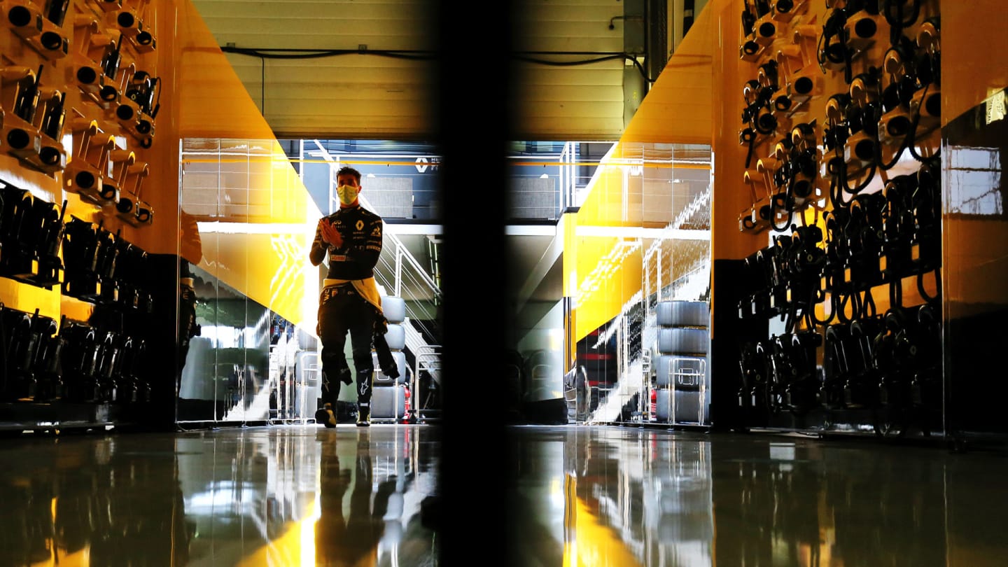 Daniel Ricciardo (AUS) Renault F1 Team.
70th Anniversary Grand Prix, Saturday 8th August 2020.