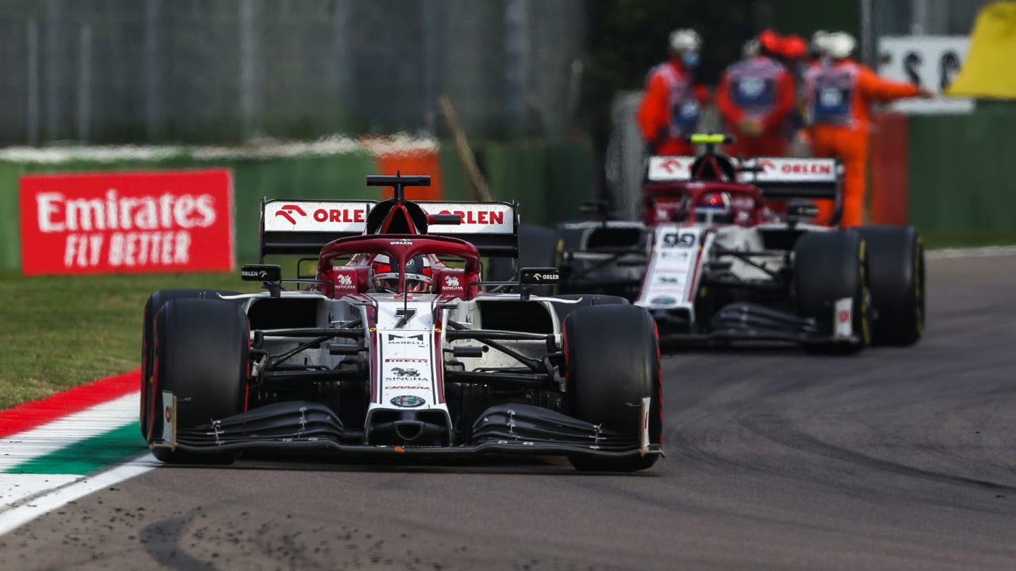 Kimi Raikkonen, Alfa Romeo Racing C39, leads Antonio Giovinazzi, Alfa Romeo Racing