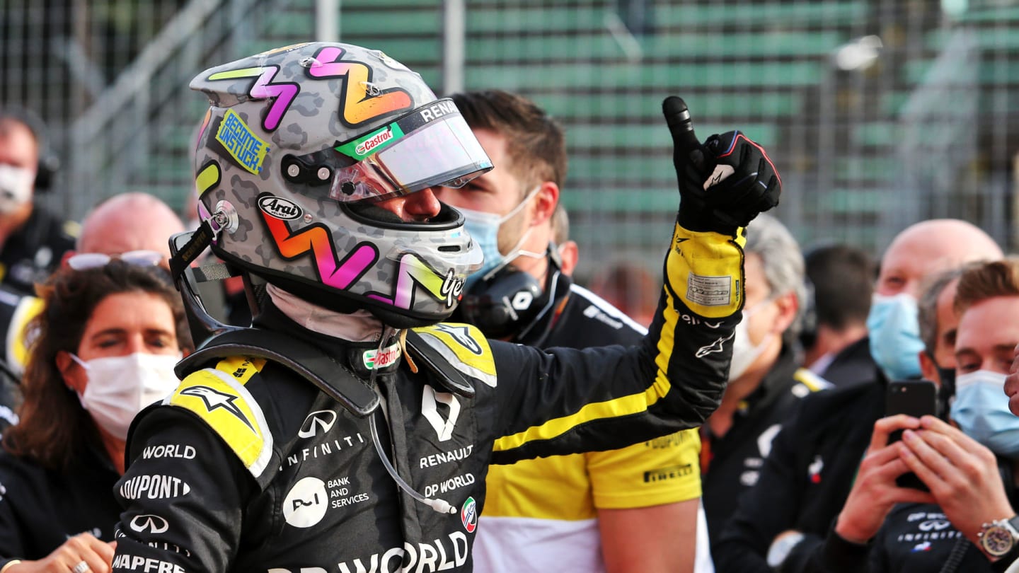 Daniel Ricciardo (AUS) Renault F1 Team celebrates his third position with the team in parc