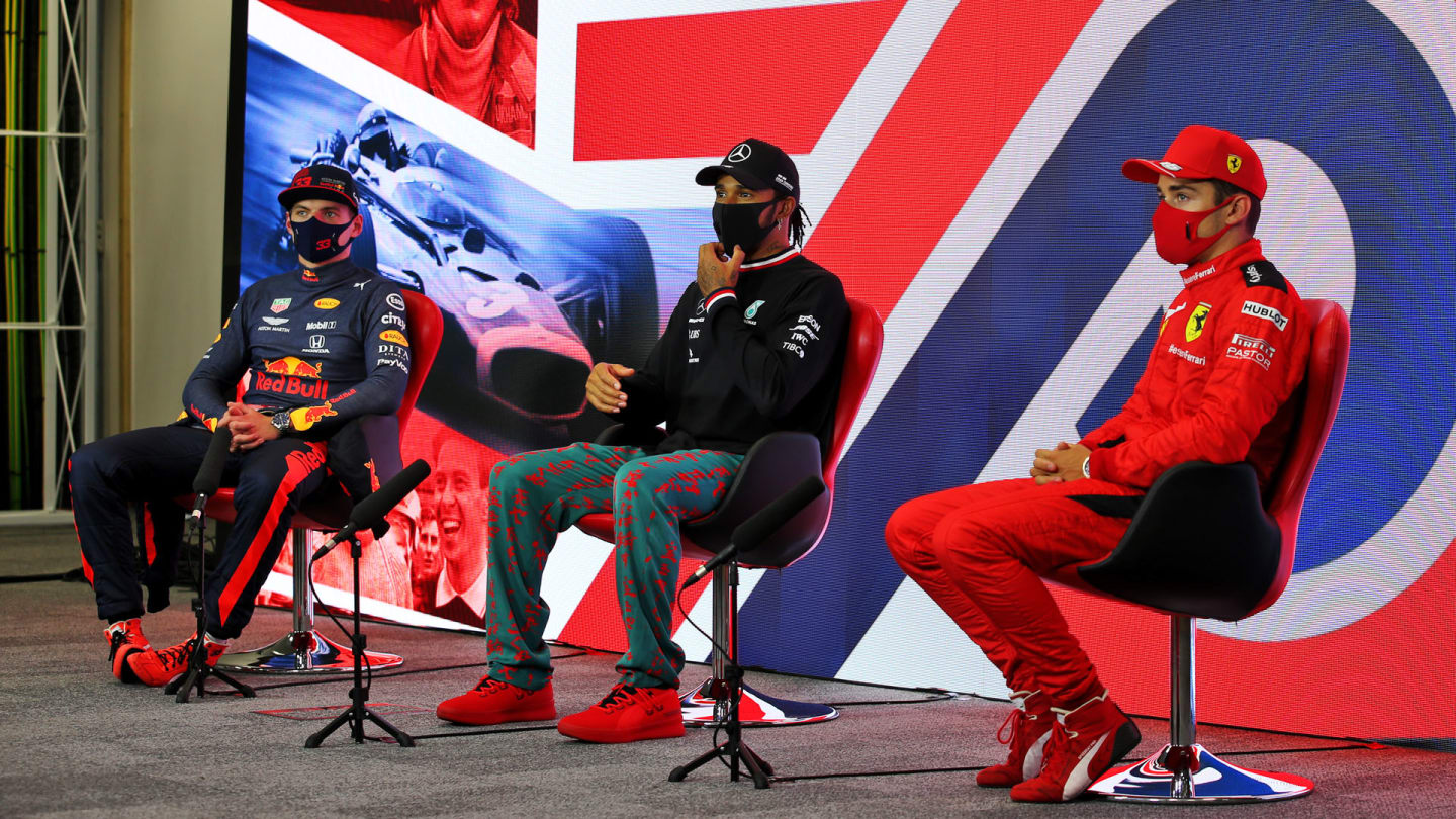 The post race FIA Press Conference (L to R): Max Verstappen (NLD) Red Bull Racing, second; Lewis Hamilton (GBR) Mercedes AMG F1, race winner; Charles Leclerc (MON) Ferrari, third.
02.08.2020. Formula 1 World Championship, Rd 4, British Grand Prix, Silverstone, England, Race Day.
- www.xpbimages.com, EMail: requests@xpbimages.com © Copyright: FIA Pool for Editorial Use Only