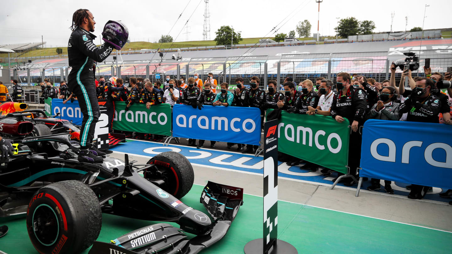 Race winner Lewis Hamilton, Mercedes-AMG Petronas F1 celebrates in Parc Ferme