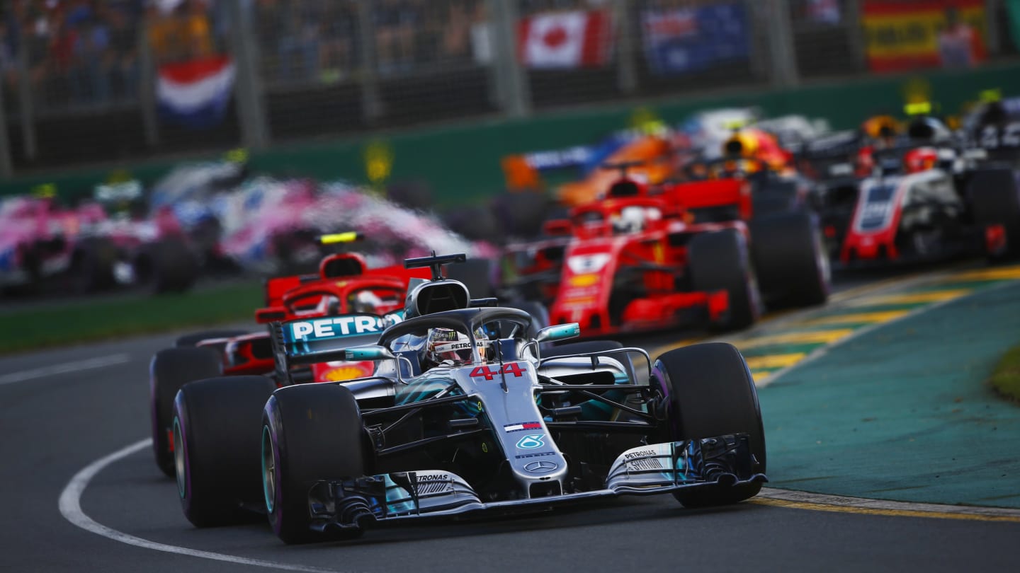 MELBOURNE GRAND PRIX CIRCUIT, AUSTRALIA - MARCH 25: Lewis Hamilton, Mercedes AMG F1 W09, leads Kimi