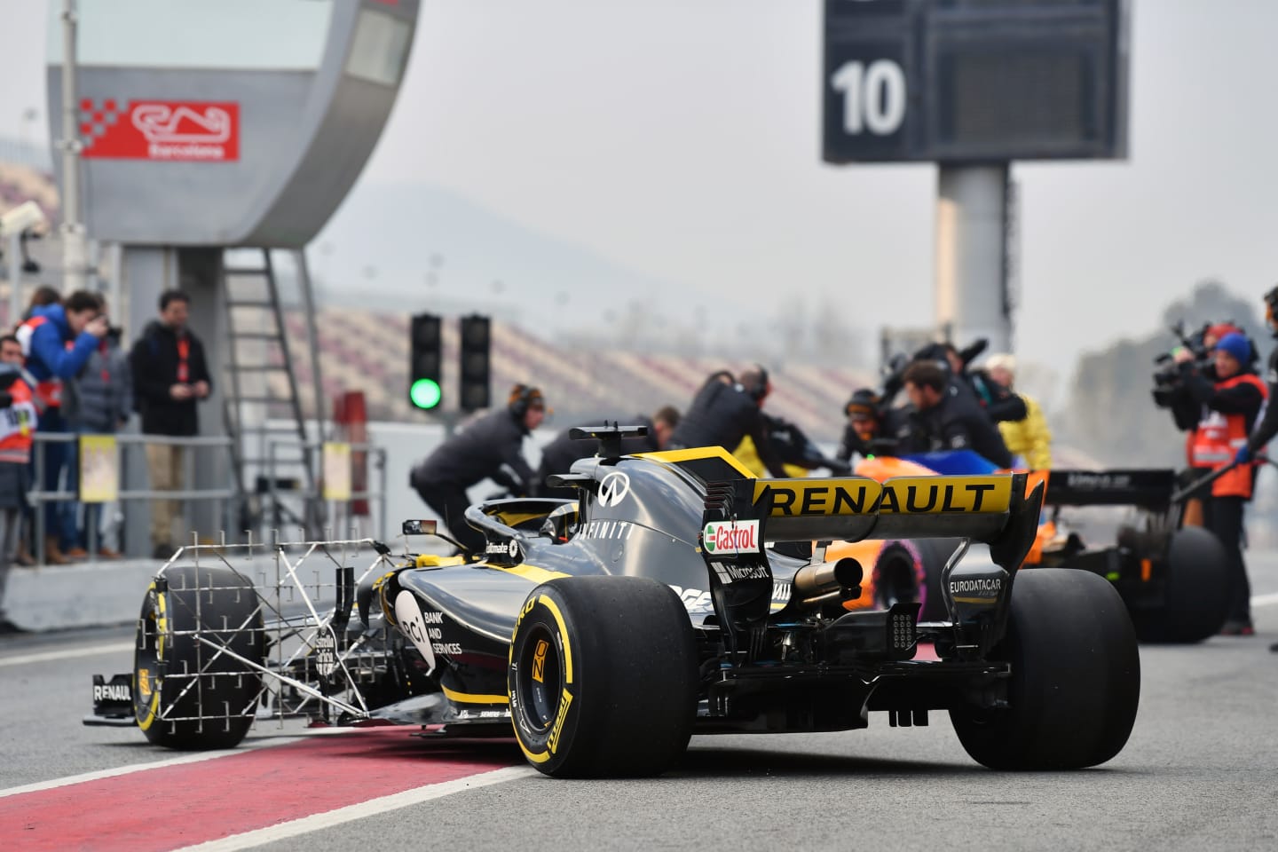 Nico Hulkenberg (GER) Renault Sport F1 Team RS18 at Formula One Testing, Day One, Barcelona, Spain, 26 February 2018.