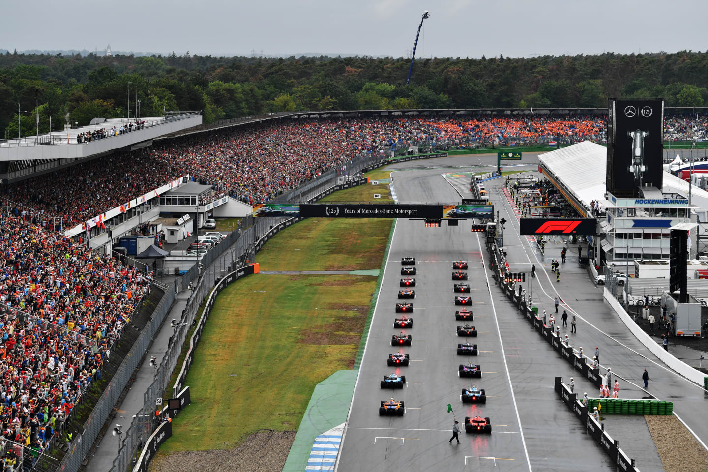 HOCKENHEIM, GERMANY - JULY 28: A general view of the start from behind during the F1 Grand Prix of