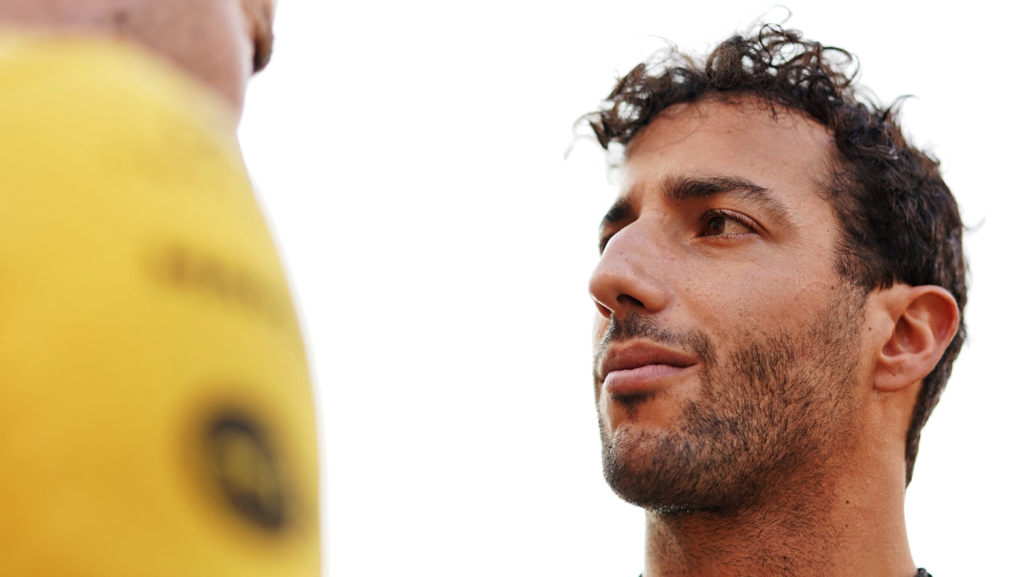 Daniel Ricciardo (AUS) Renault F1 Team on the grid.
01.12.2019. Formula 1 World Championship, Rd