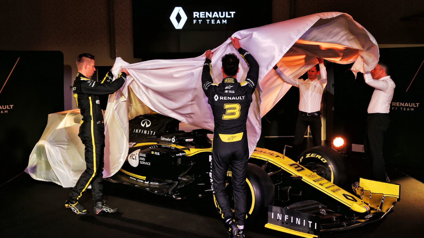 Nico Hulkenberg (GER) Renault Sport F1 Team; Daniel Ricciardo (AUS) Renault Sport F1 Team; Remi