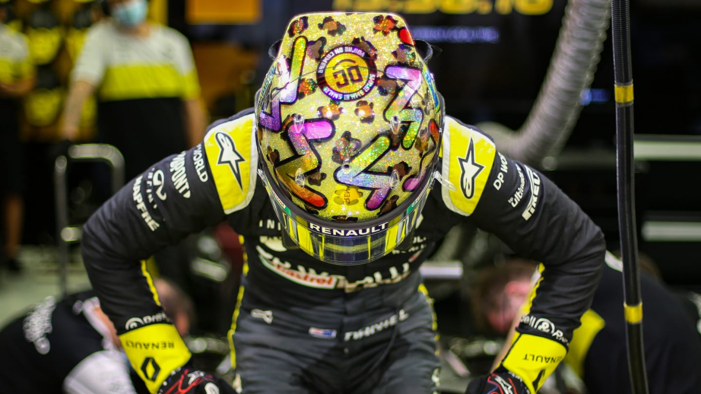 Daniel Ricciardo (AUS) Renault F1 Team RS20.
Bahrain Grand Prix, Friday 27th November 2020. Sakhir,