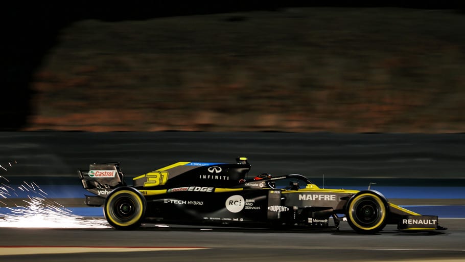 Esteban Ocon (FRA) Renault F1 Team RS20.
Bahrain Grand Prix, Friday 27th November 2020. Sakhir,