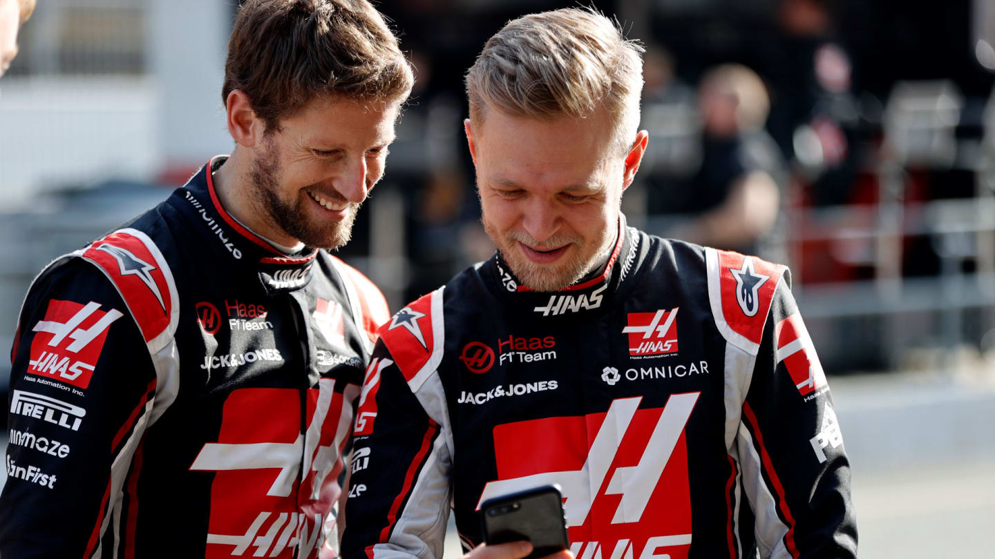 CIRCUIT DE BARCELONA-CATALUNYA, SPAIN - FEBRUARY 17: Romain Grosjean, Haas F1 and Kevin Magnussen,