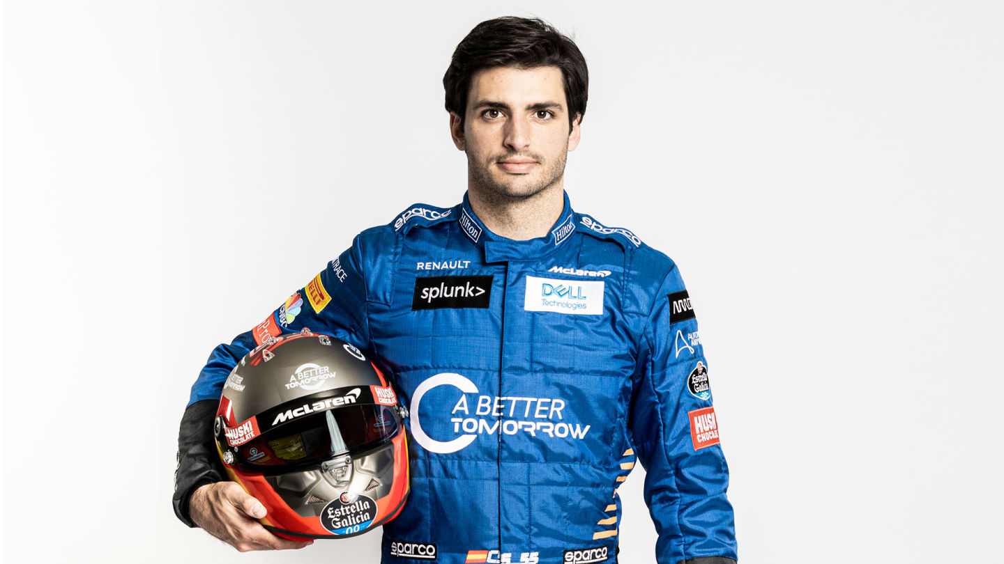 Carlos Sainz holding race