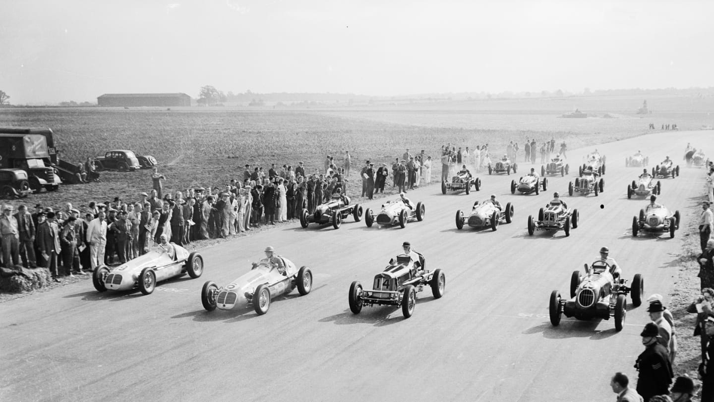 2nd October 1948:  The start of the International Grand Prix Race, the first to be held since 1927,