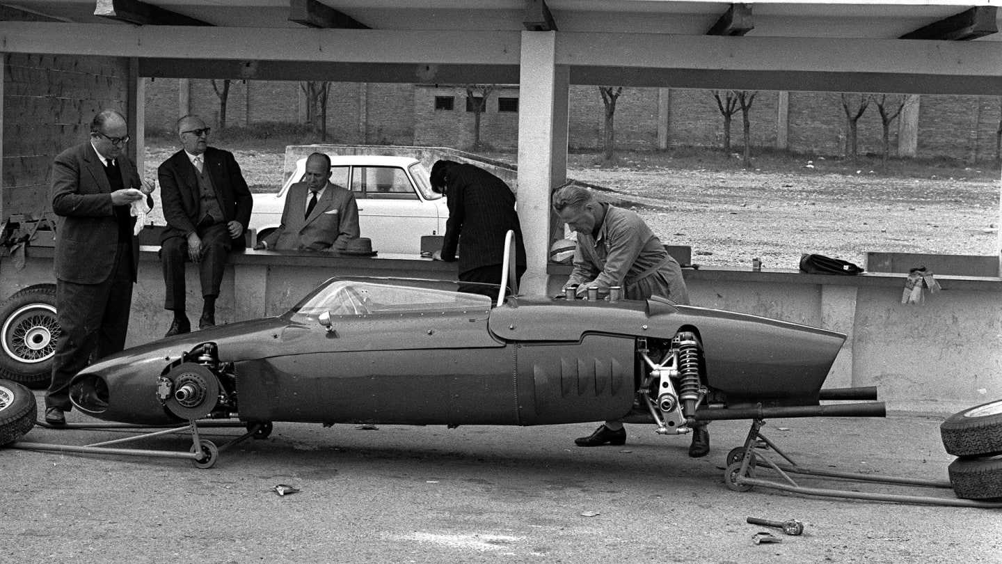 Modena Aerautodromo, March 1961. An early season testing session with the new Ferrari 156/F1 with