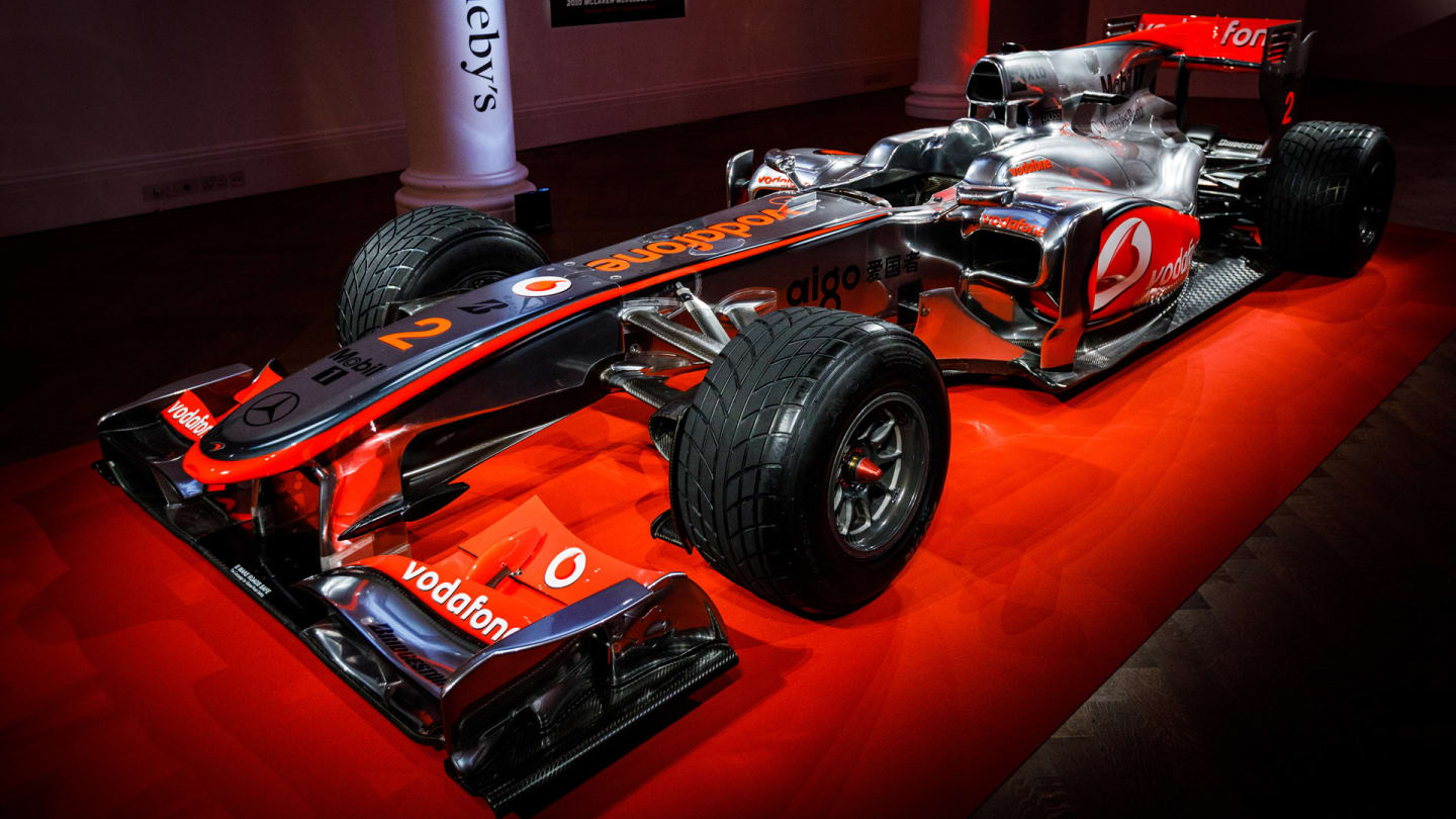 This marked the first time a Lewis Hamilton F1 car was publicly auctioned