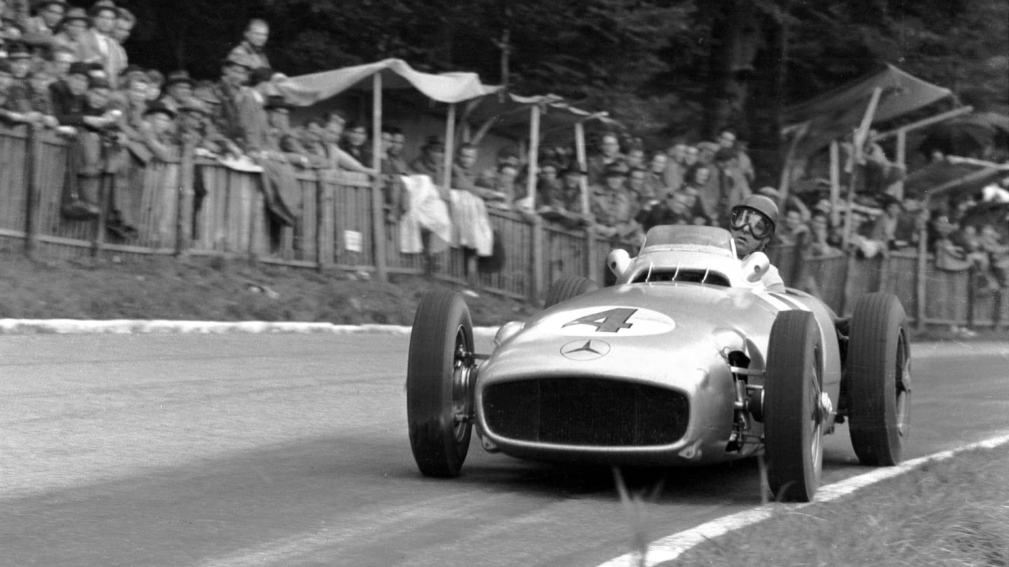 Fangio on his way to victory in the 1954 Swiss Grand Prix at Bremgarten