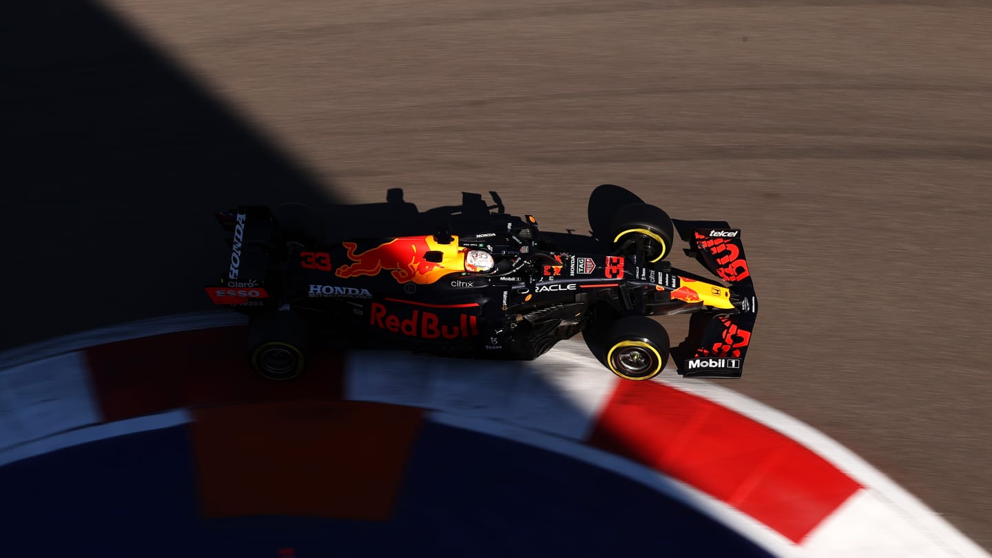 SOCHI, RUSSIA - SEPTEMBER 24: Max Verstappen of the Netherlands driving the (33) Red Bull Racing
