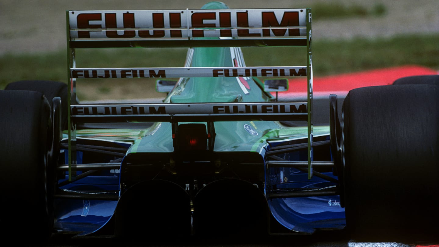 The rear diffuser of the Jordan 191 was one of the clever engineering innovations on the car