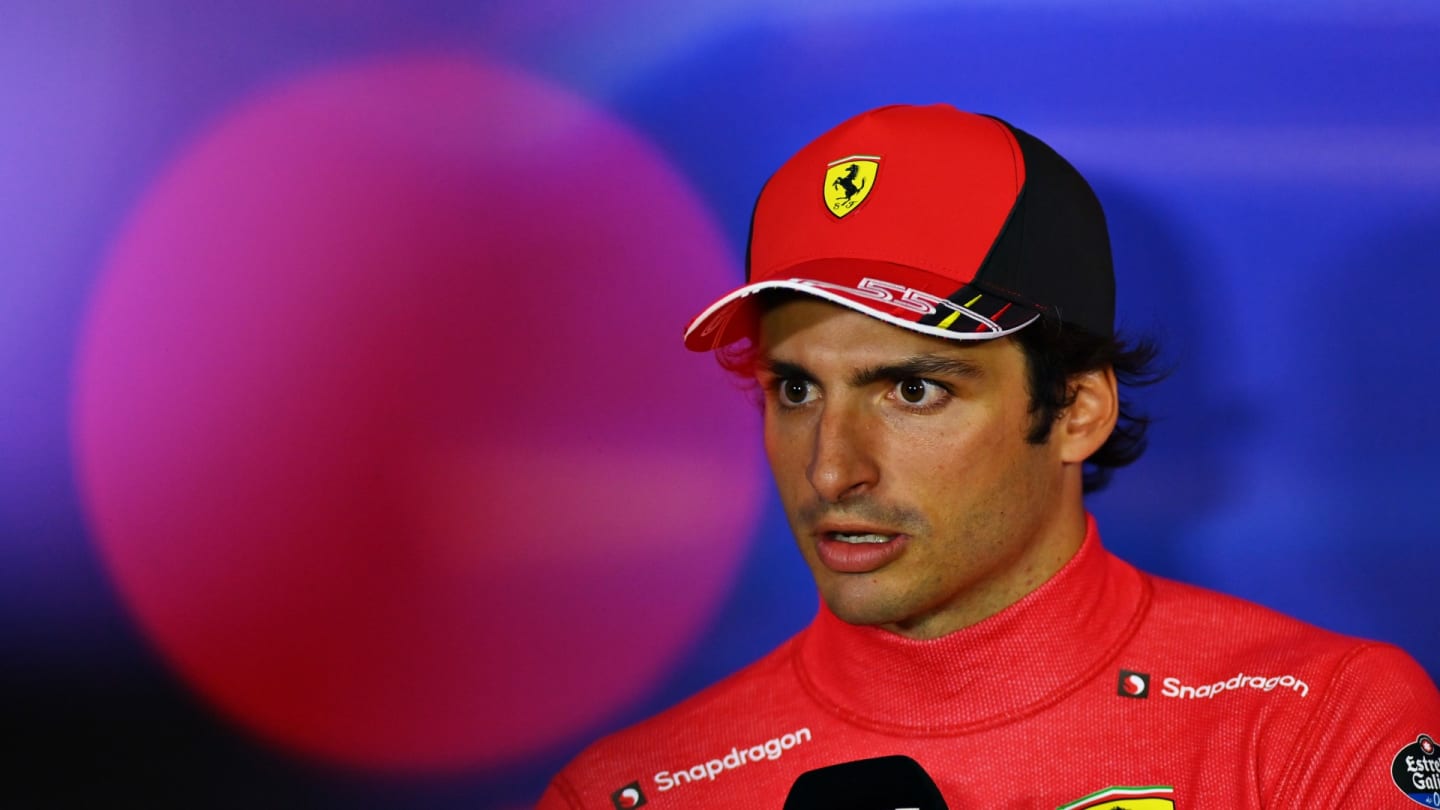 Race winner Carlos Sainz of Spain and Ferrari talks in the drivers press conference following the F1 Grand Prix of Great Britain at Silverstone on July 03, 2022 in Northampton, England. (Photo by Dan Mullan/Getty Images)