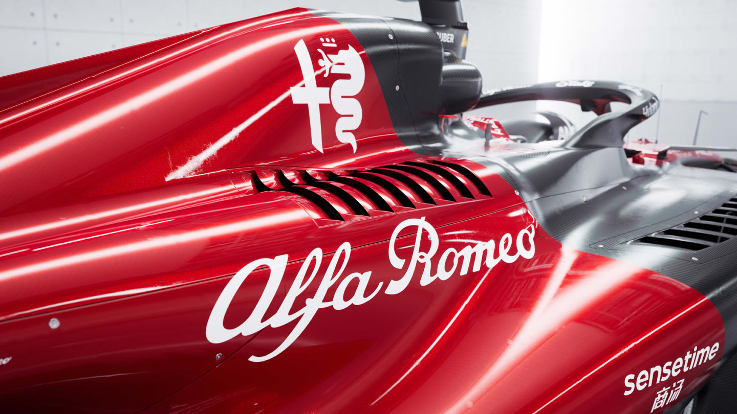 Alfa Romeo C43 engine cover