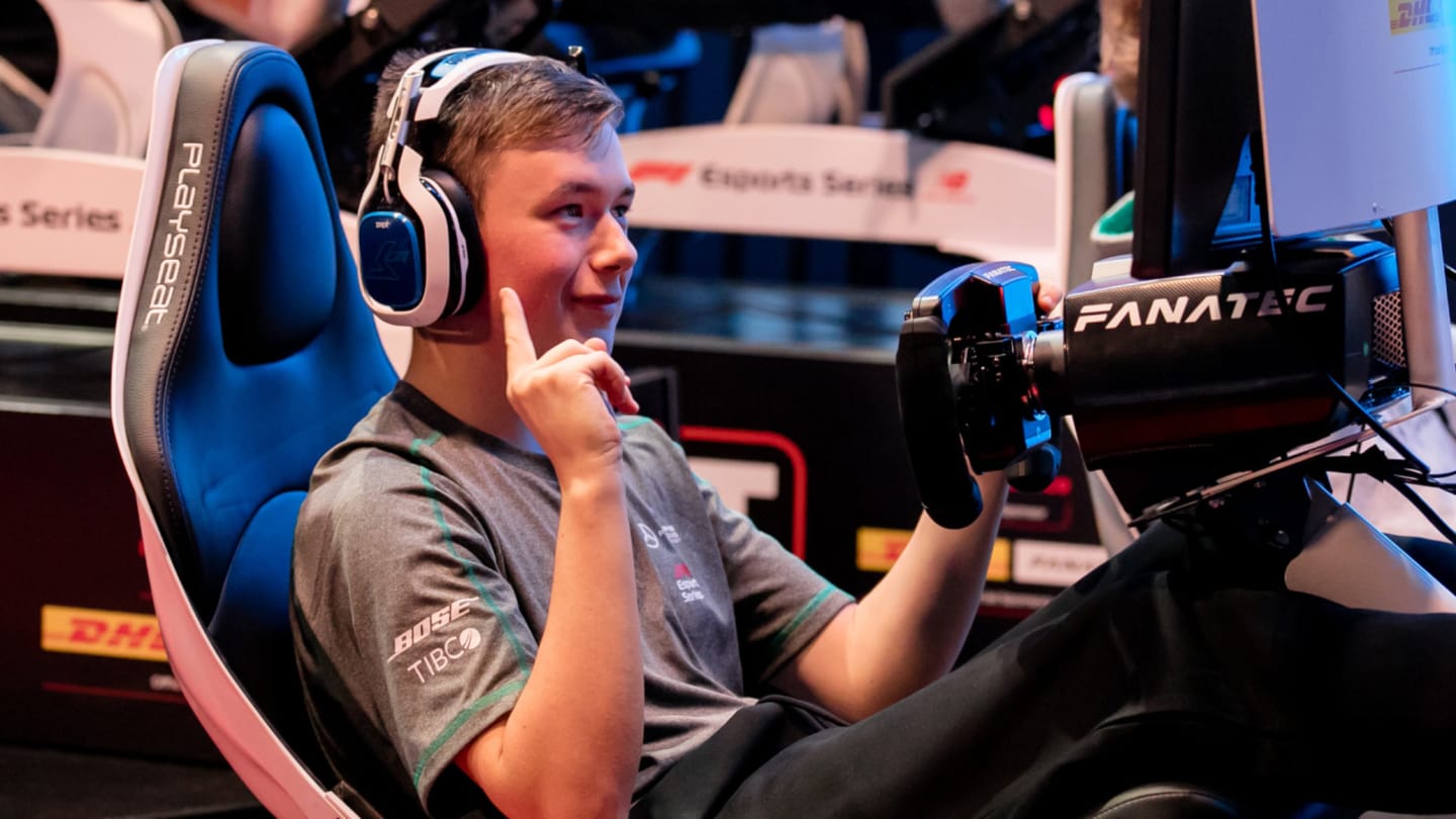 New balance esports pro series discount