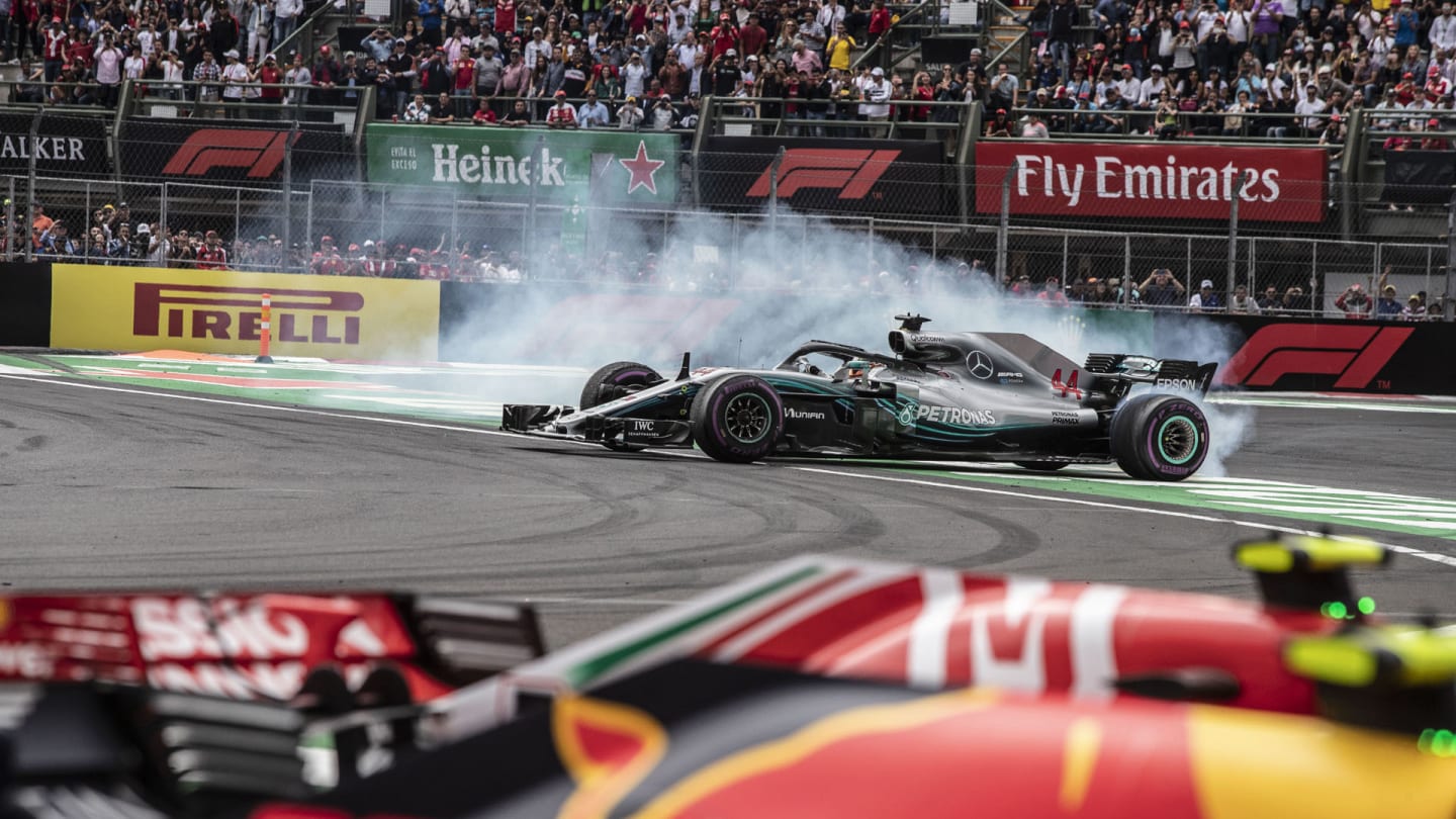 AUTODROMO HERMANOS RODRIGUEZ, MEXICO - OCTOBER 28: Lewis Hamilton, Mercedes-AMG F1 W09 EQ Power+