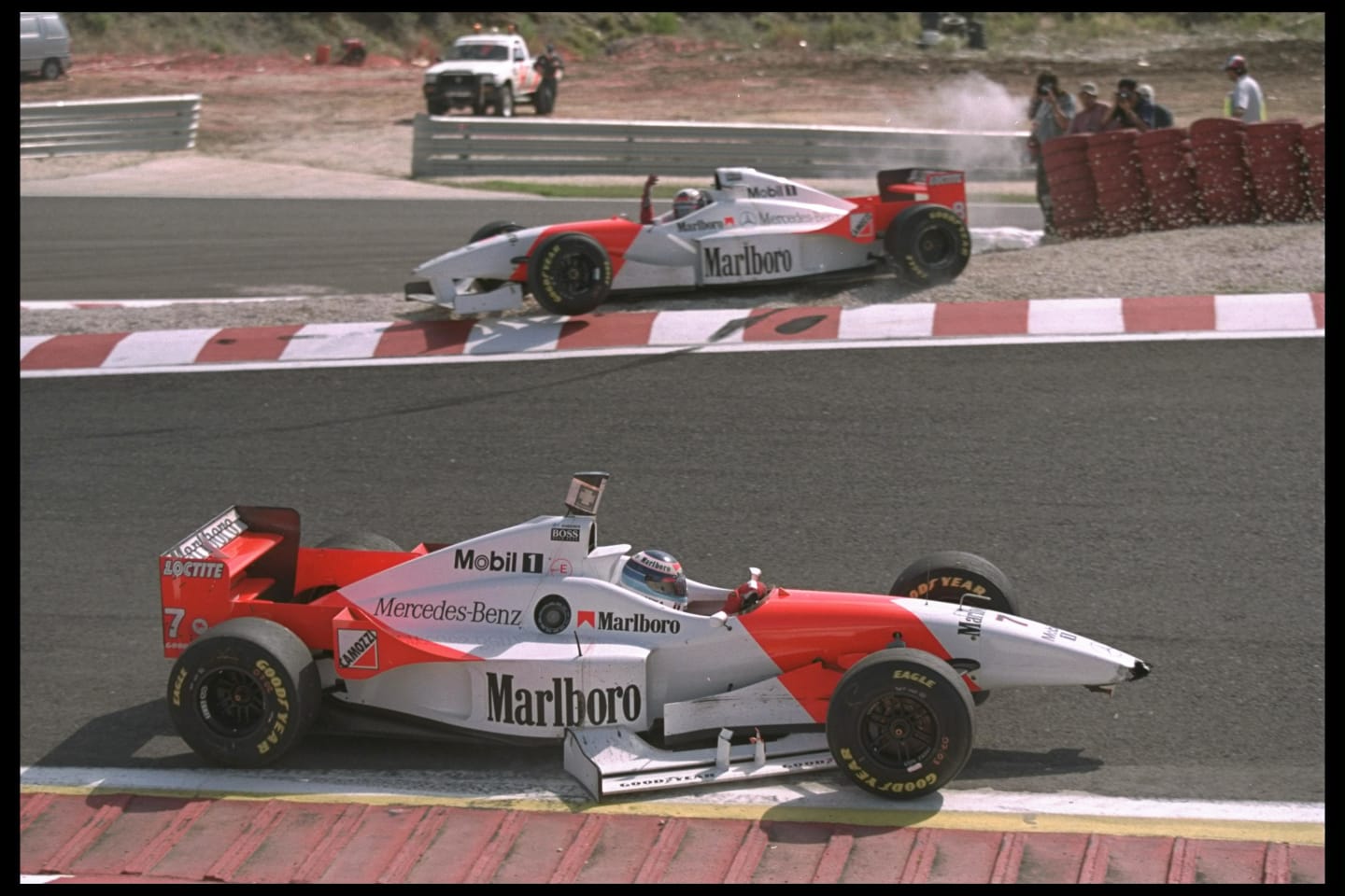 22 Sep 1996:  Mika Hakkinen of Finland and David Couthard of Great Britain, both of the McLaren