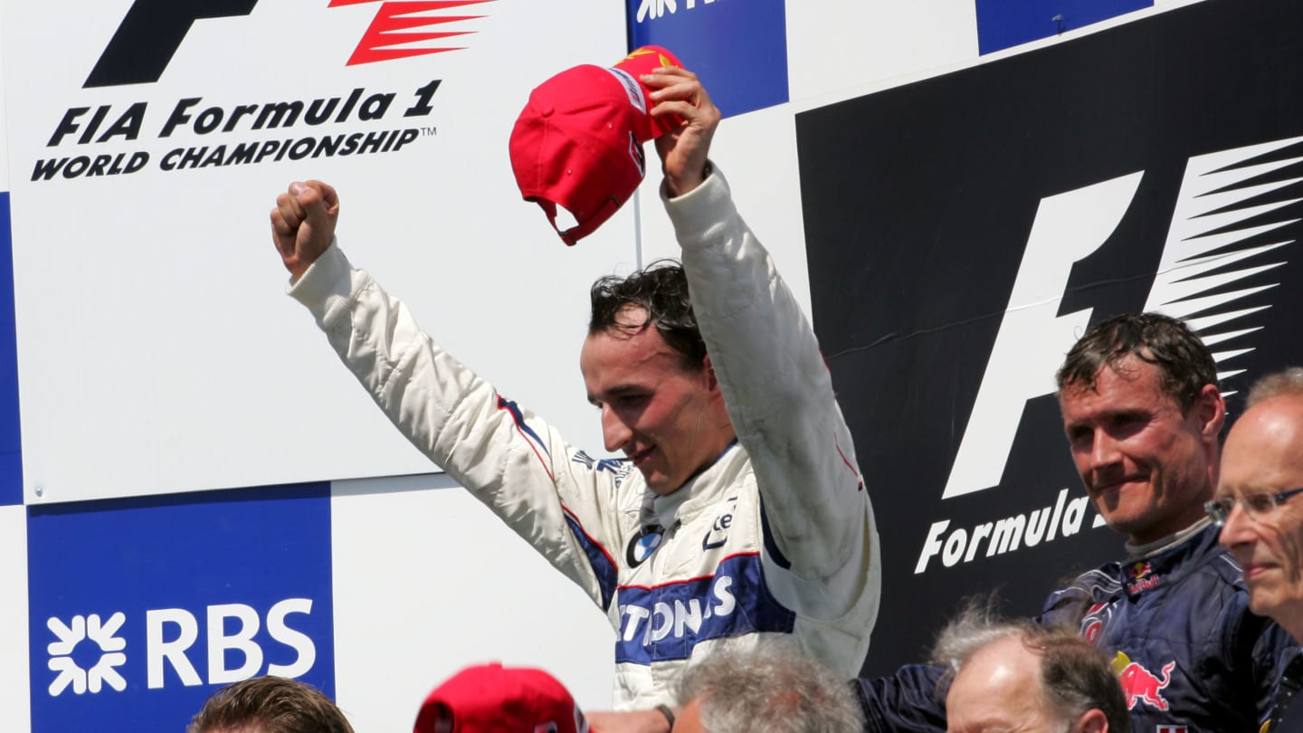 Race winner Robert Kubica (POL) BMW Sauber F1.08 on the podium.
Formula One World Championship, Rd