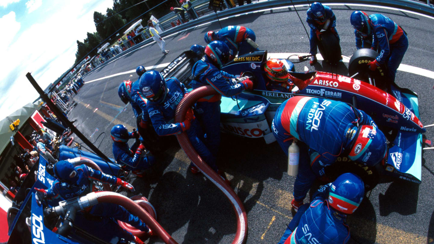 The introduction of refuelling in 1994 increased pit stop times considerably. © Sutton Motorsport Images