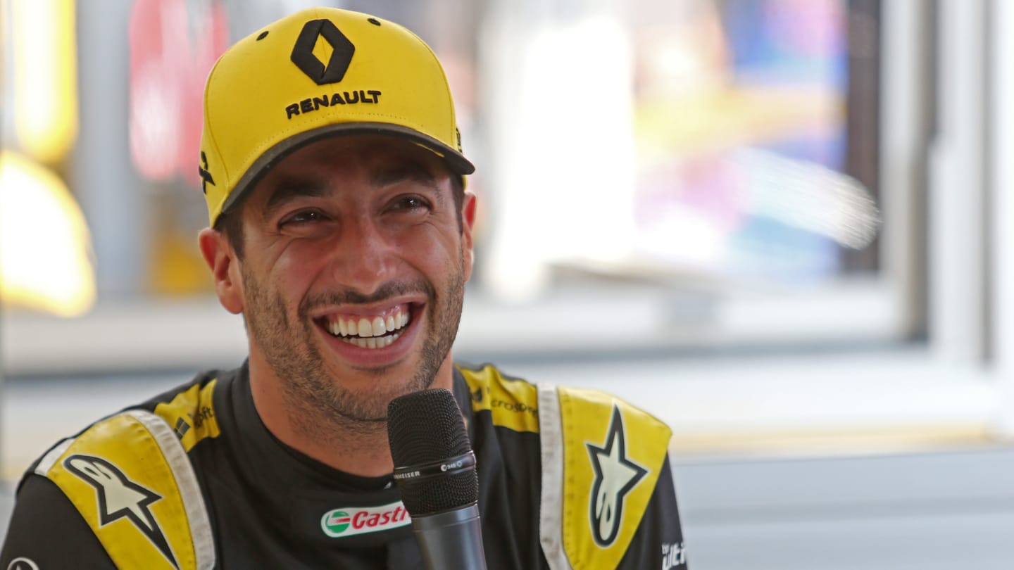 Daniel Ricciardo (AUS) Renault Sport F1 Team with the media.
Formula One Testing, Day 4, Friday 1st