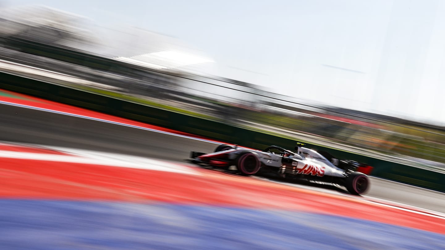 SOCHI AUTODROM, RUSSIAN FEDERATION - SEPTEMBER 29: Kevin Magnussen, Haas F1 Team VF-18 during the Russian GP at Sochi Autodrom on September 29, 2018 in Sochi Autodrom, Russian Federation. (Photo by Manuel Goria / Sutton Images)