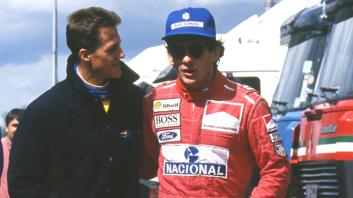 (L to R): Michael Schumacher (GER) Benetton talks with Ayrton Senna (BRA) Mclaren.
Formula One